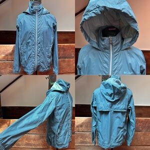 Columbia Arcadia Lightweight Teal Rain Jacket w Concealable Hood & Zip Pockets